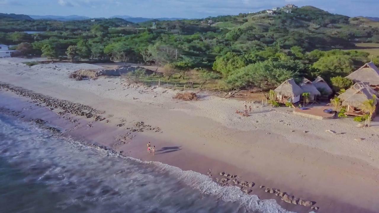 Suyo Cabanas Popoyo | Hotel Suyo El Limón Buitenkant foto